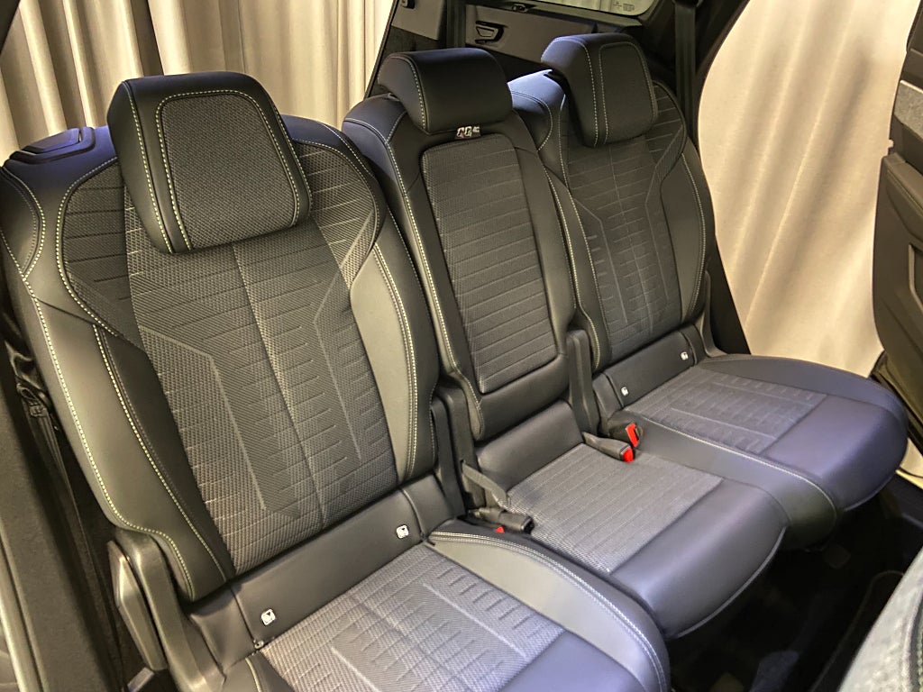 Car Image car-65456-ccc249b298f70a8f1a1dca645bdbffd4