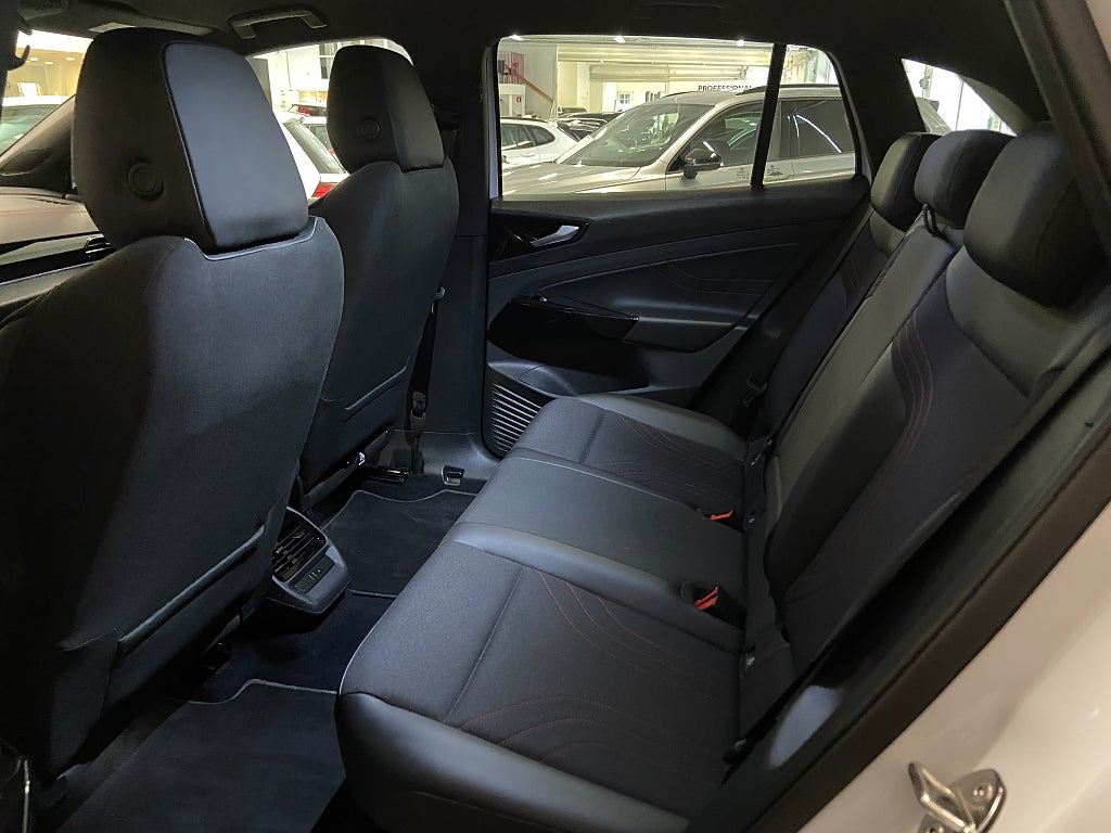 Car Image car-65507-8a5ab4fbb180511c15566b4c40cb0f5a