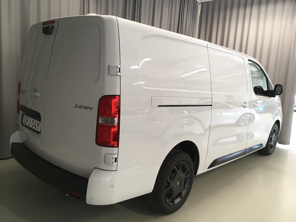 Car Image car-65582-850e9a3e762df495733aadba7094d7e8