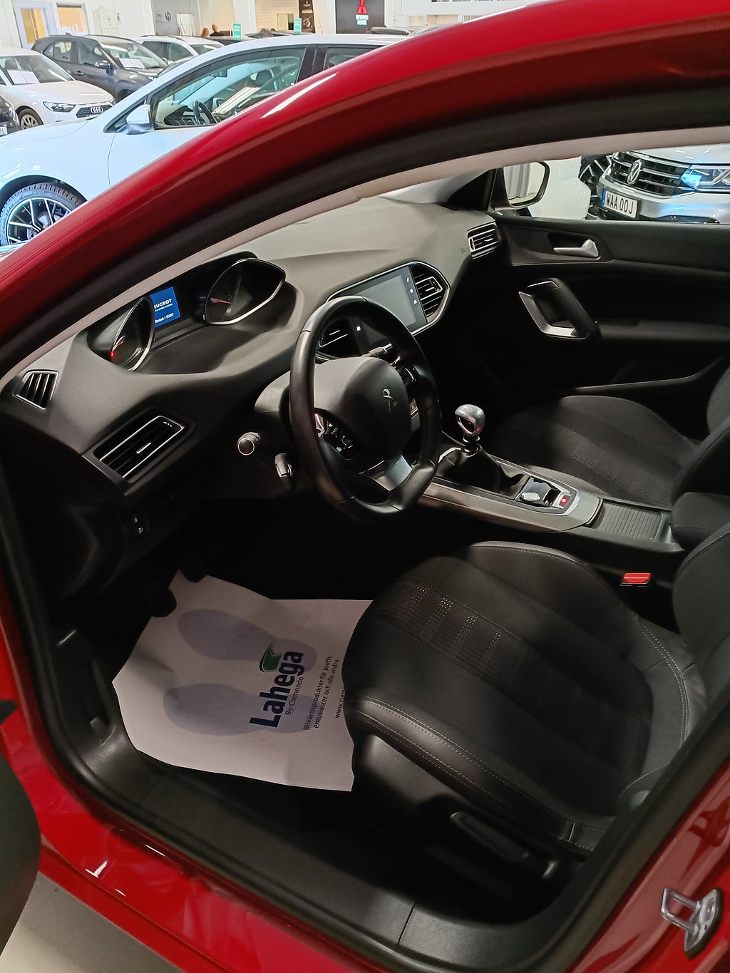Car Image car-65793-e63e547029987da0255b83a31ec94300