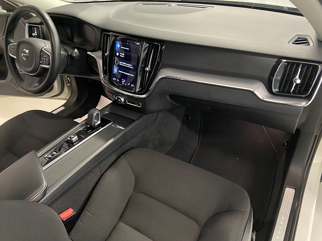Car Image car-65813-62f325051b5064f28fa0658d2003639b