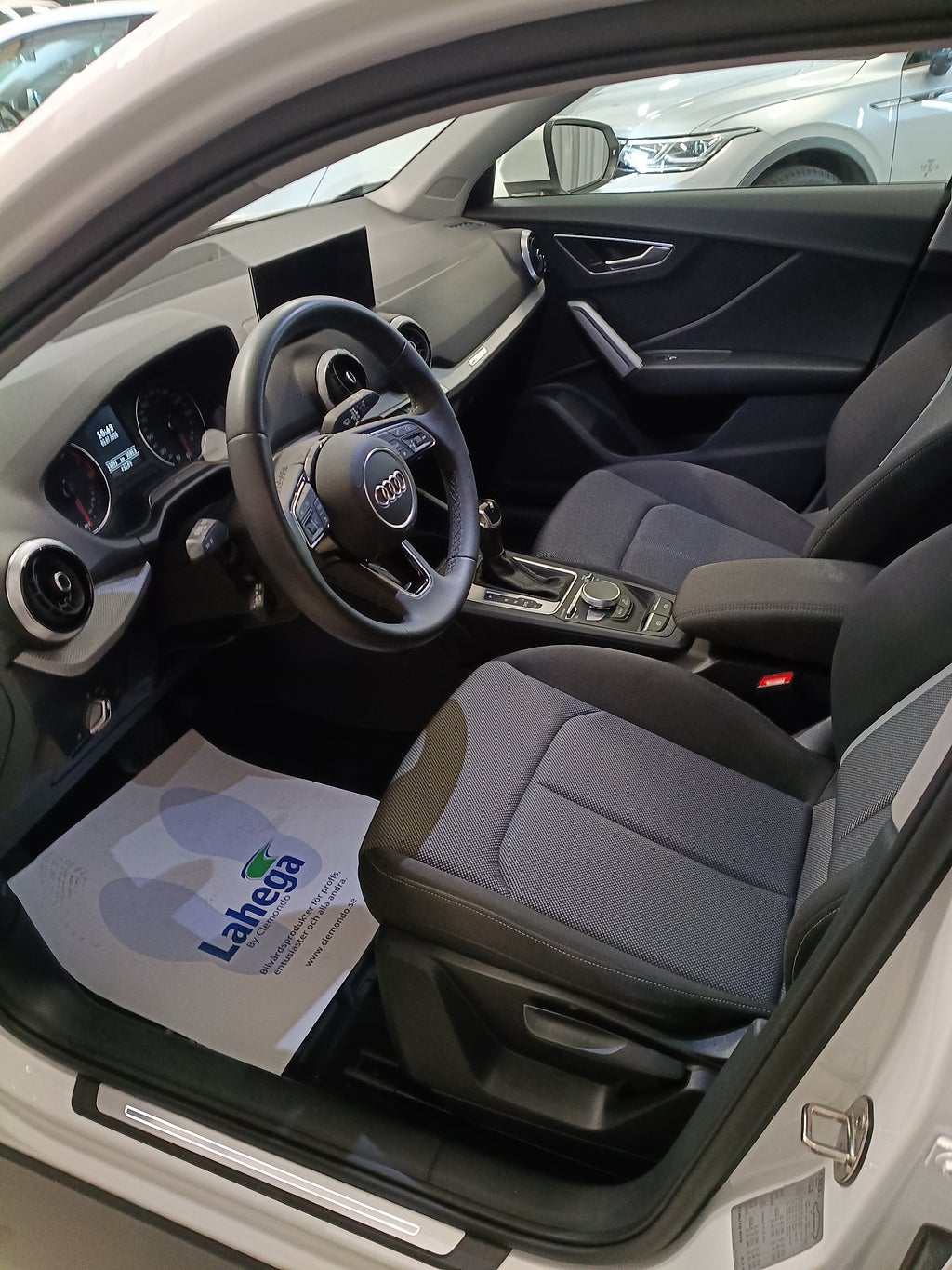 Car Image car-65836-54540a91e87c41b84d7fc3a7d3f33398