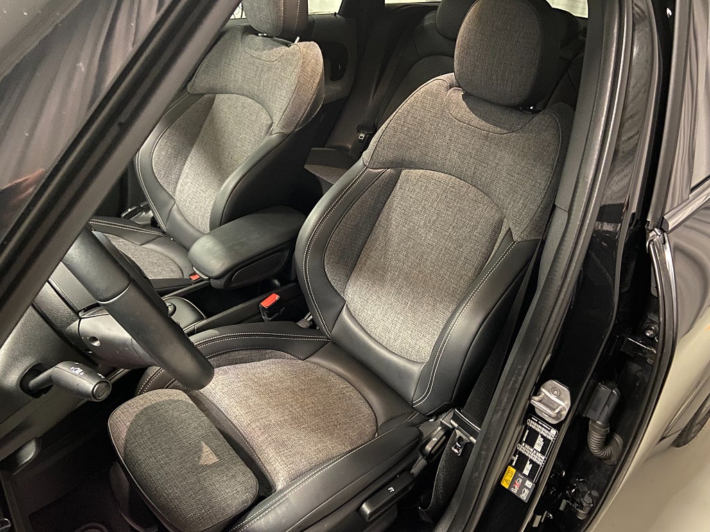 Car Image car-65968-9b7f0c54d178727125ecc3d91d6ddbc8