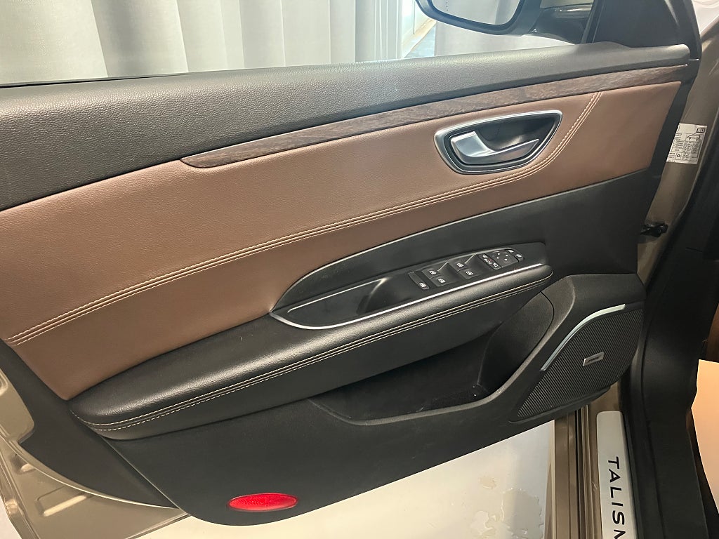 Car Image car-66153-6f9b31ff4458f1f96890898b40a6404a