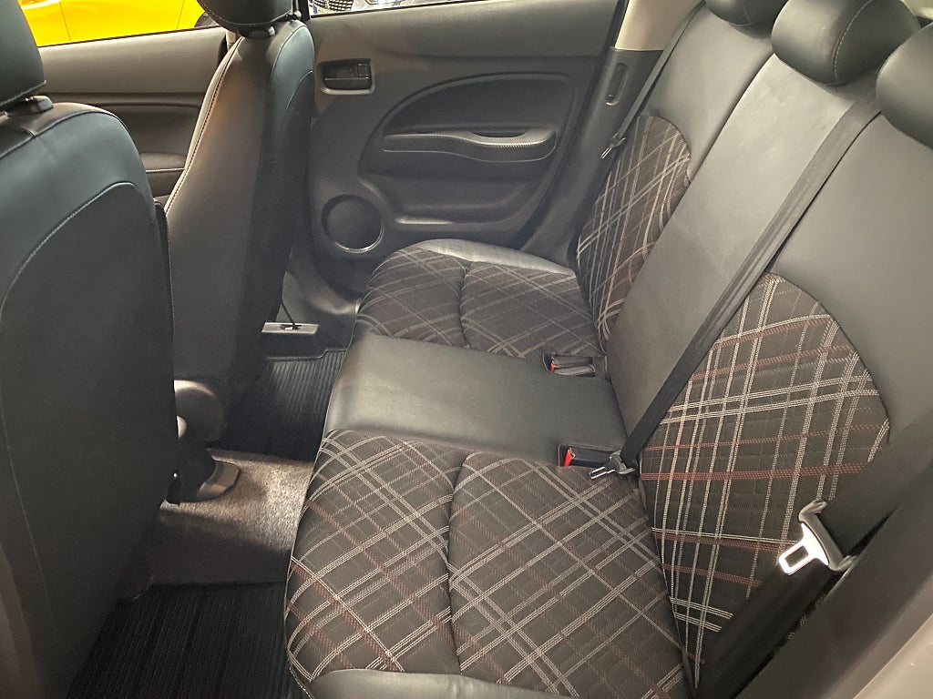 Car Image car-66508-c171f5fd8f434e4270f947107a5edf32