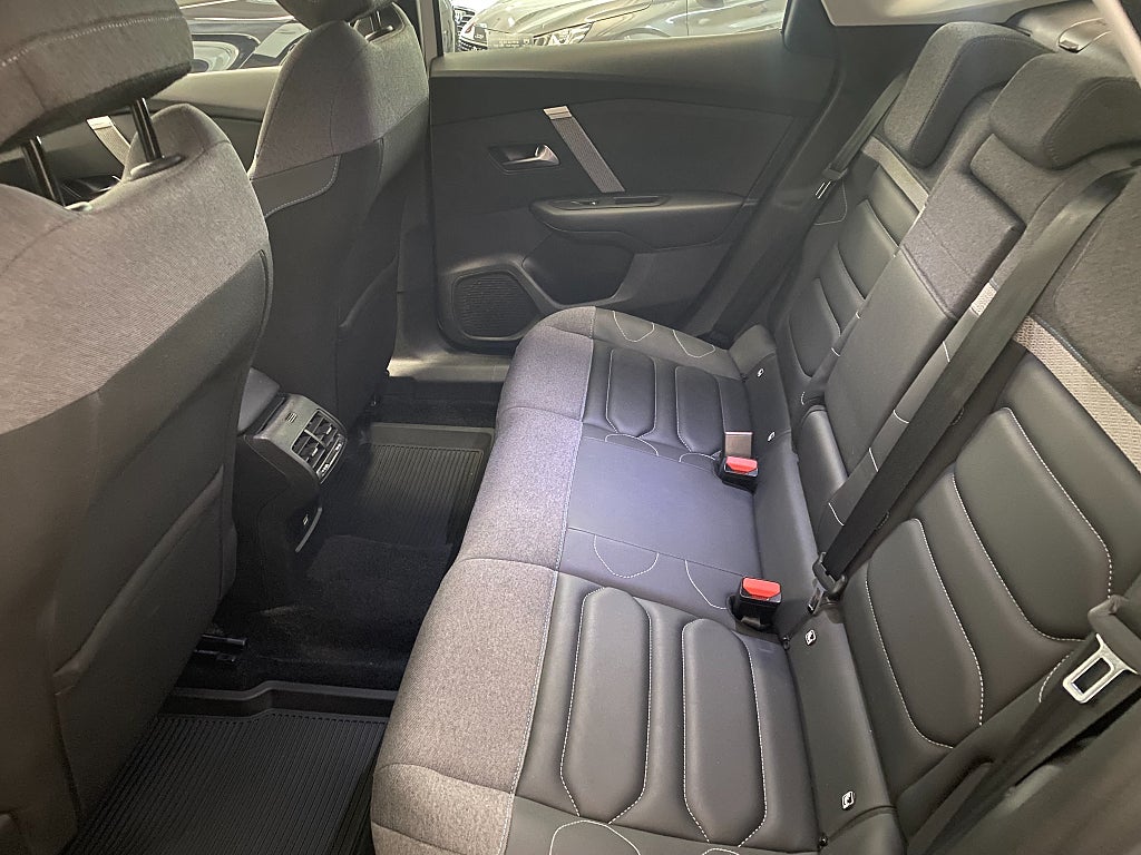 Car Image car-66669-1915f153892e7a2be3538d5aad956ff7