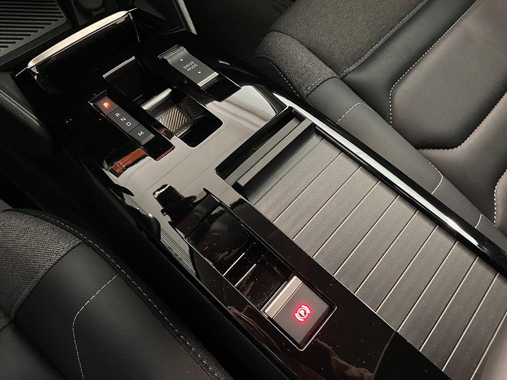 Car Image car-66669-b81a076399afcd29017a39da57e1928c