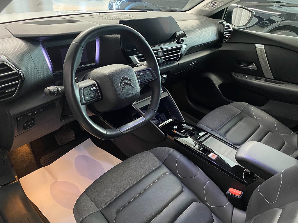 Car Image car-66669-c73ce5bb2705b4b88299209ec58e2d15