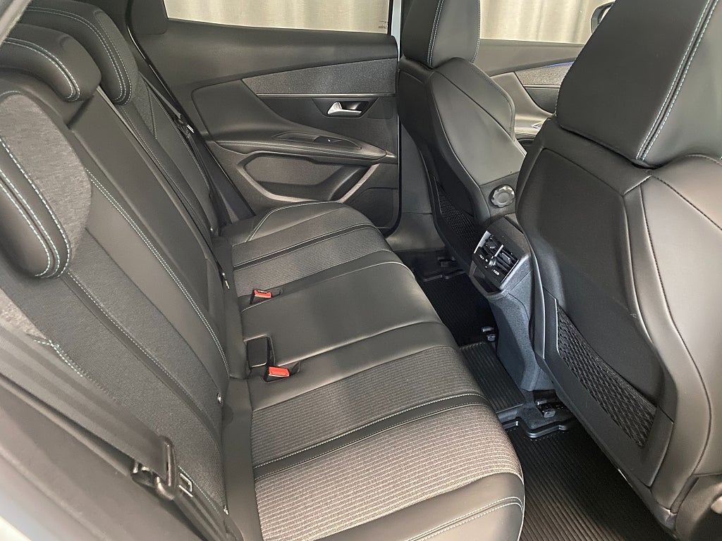 Car Image car-66725-78a562d24b75d7eb7ed19e73444bb887