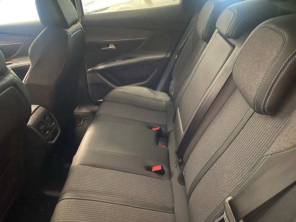 Car Image car-66725-b3b0f0e4e397a1f3acf6221188a21e1d