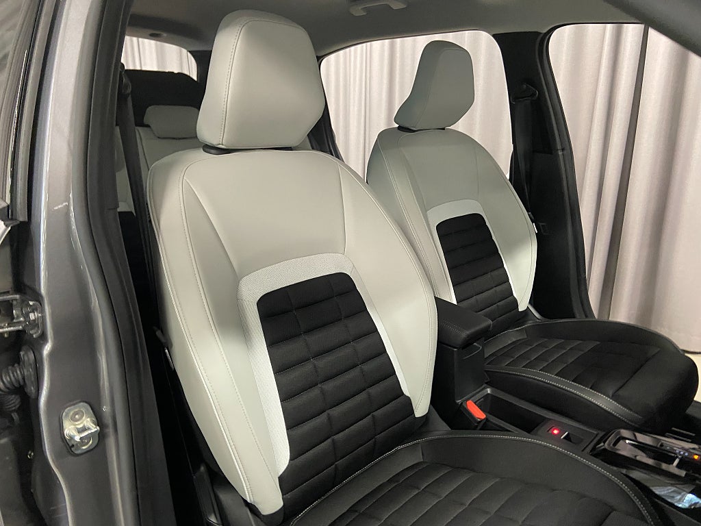 Car Image car-66777-f21ed7a339c1a42dc17e9a2d710e3a9f