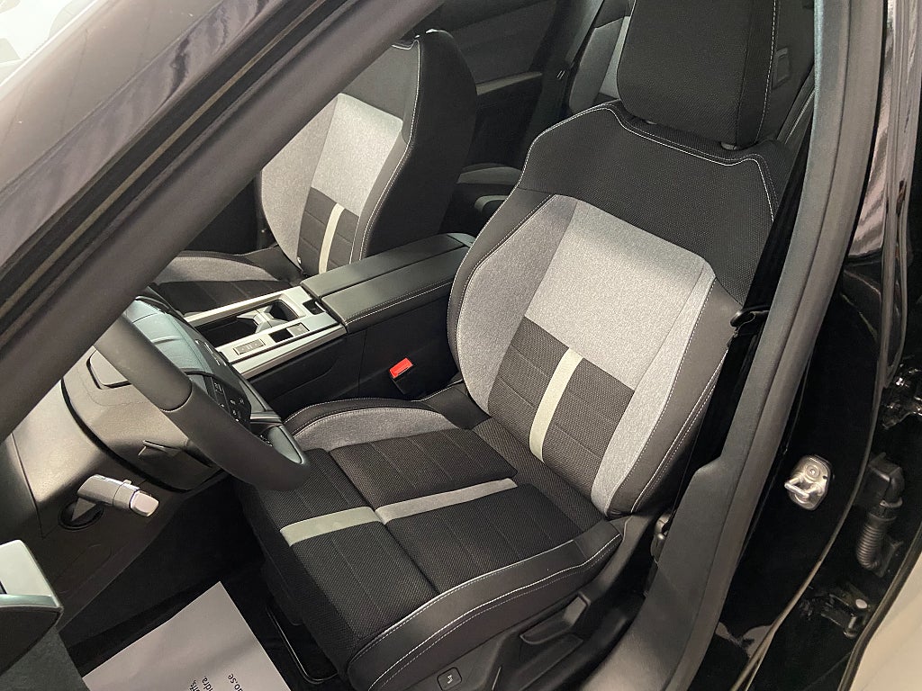 Car Image car-66892-42abb2fa8c86e2b0e6656c7077148b70