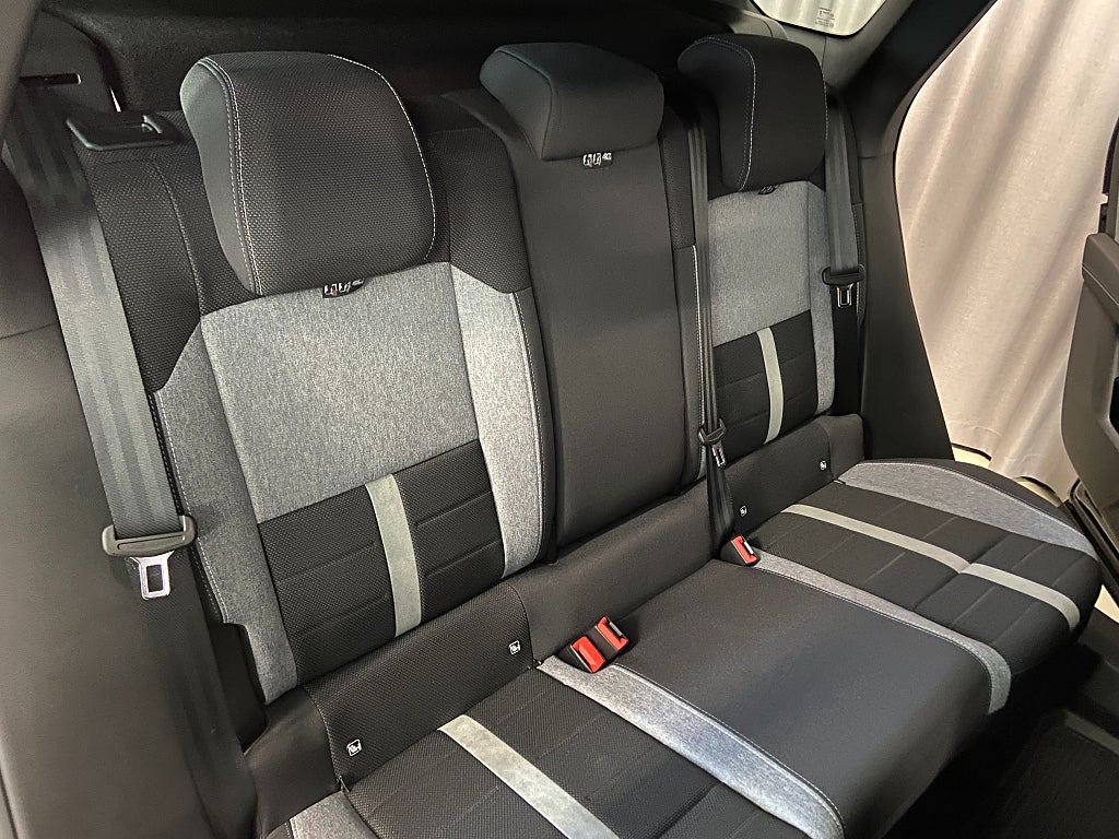 Car Image car-66892-892802fc992180ac051fdba2792975bb