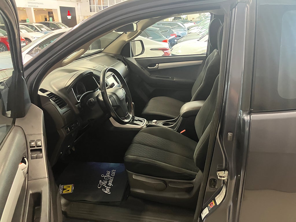 Car Image car-66909-cee30fad5f3f26e6c7979bfdb1f7565b