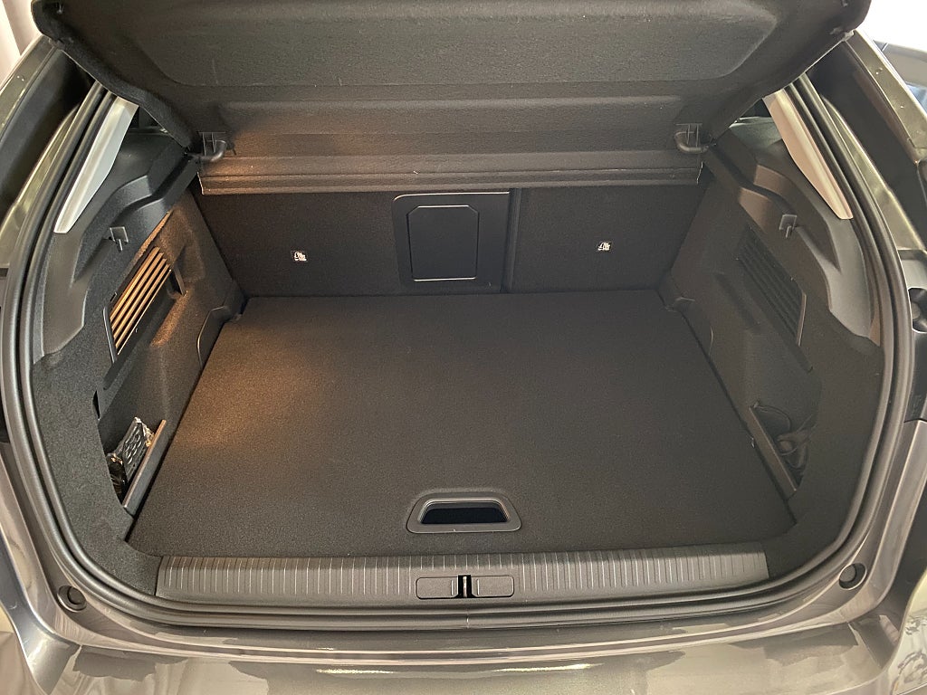 Car Image car-66959-0294b9523e4fde8c0f363fbddc9cbc3e