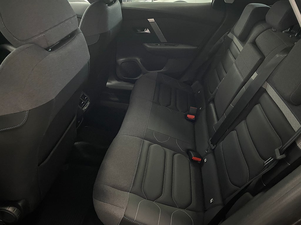 Car Image car-66959-02bcae84deb540541bb17f216bd0ad03