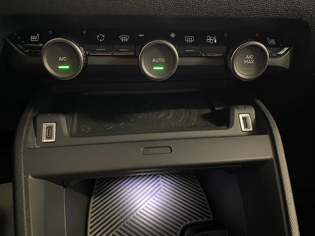 Car Image car-66959-b6450bf596eaf34391945b2d5afe9490