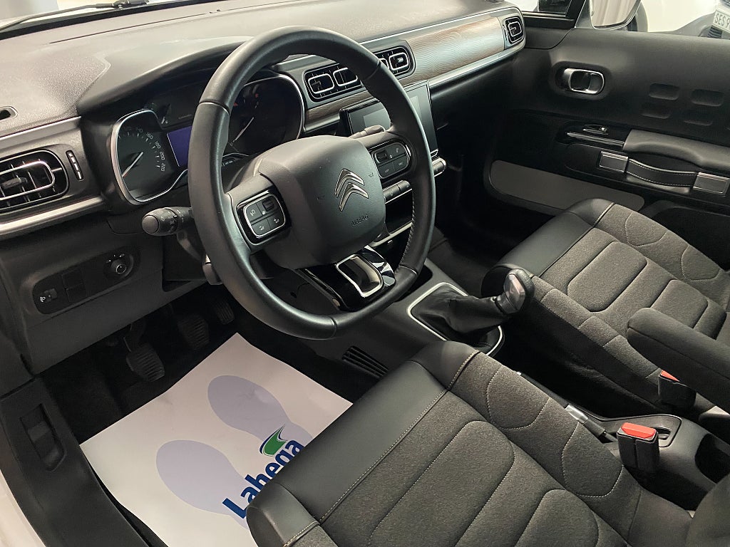 Car Image car-66984-0c5866fd5a0136476b89d2a7e63fbfa2