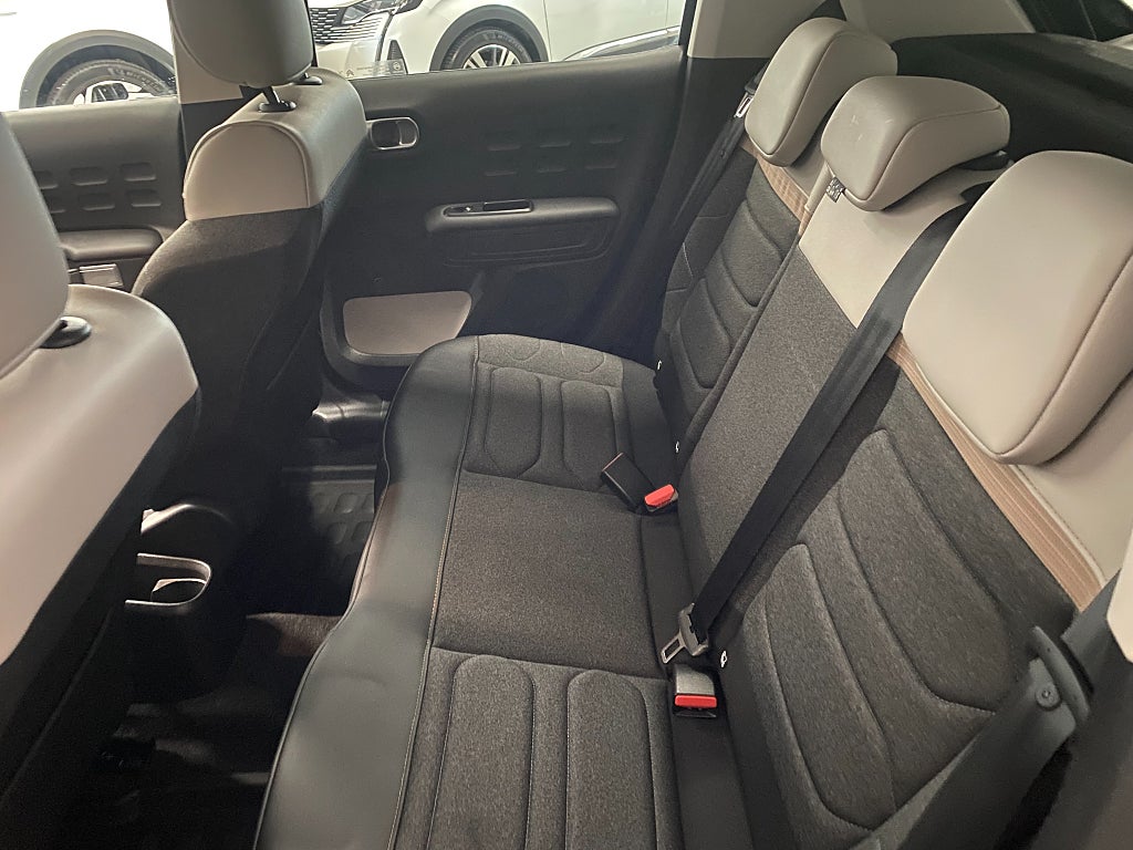 Car Image car-67080-fff7edd5f4a14db2a321e4599f54e06c