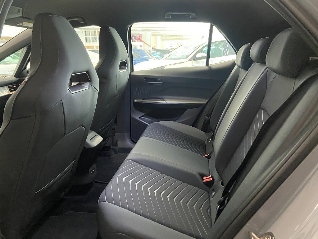 Car Image car-67100-368b922547d5f6e478893bc4b249766f
