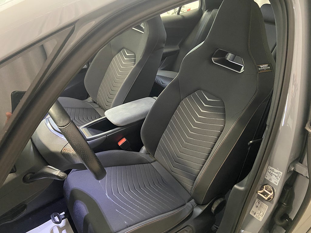 Car Image car-67100-d9cc08c75f18c7ef92e86c06b8a72fc6