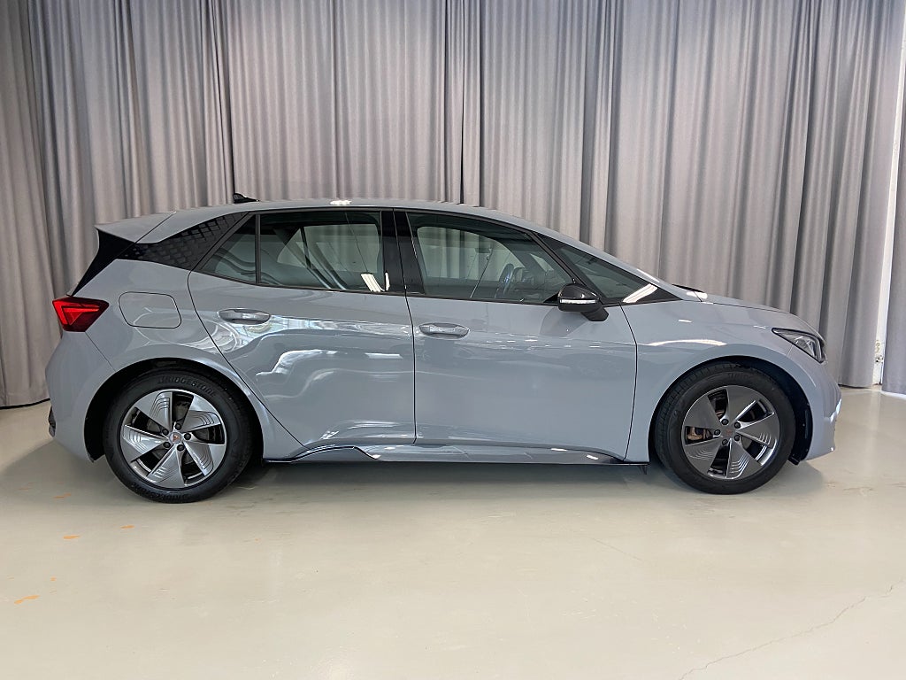 Car Image car-67100-e8d0ad529702818e8b302a37b278add5