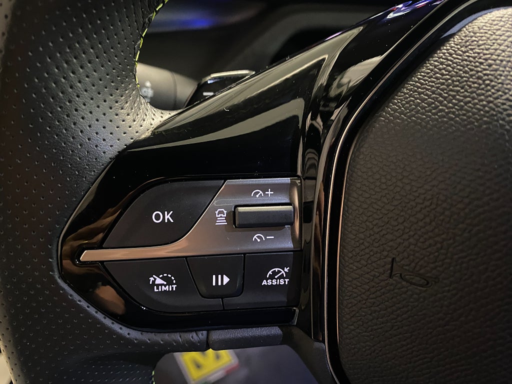 Car Image car-67119-63487a9181fd8772187bee5db5347355