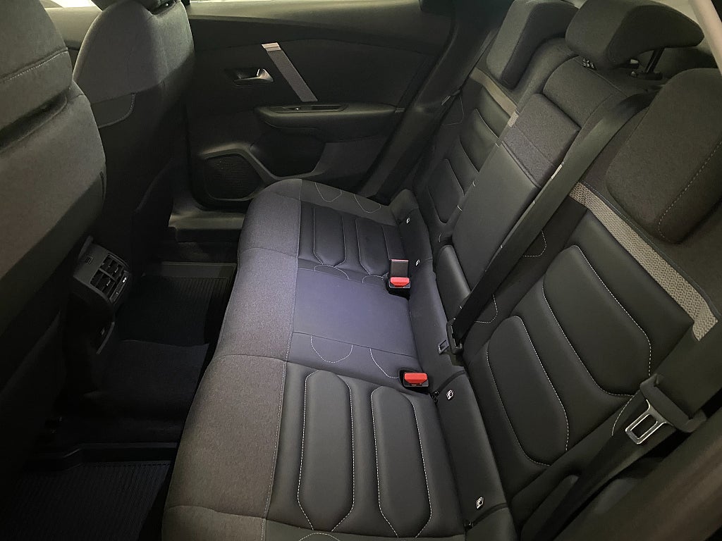 Car Image car-67144-9a78a5450d1d033d82d74b07c6af0d14