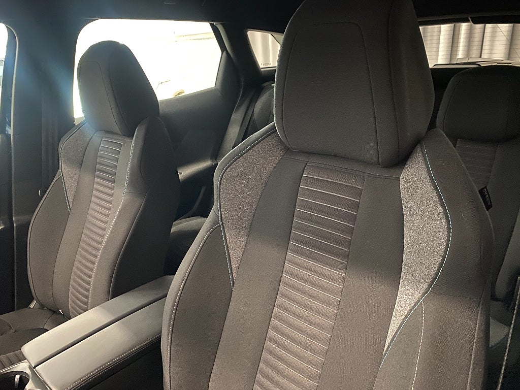 Car Image car-67223-e94419337a8ffb613ac081120b9c2540