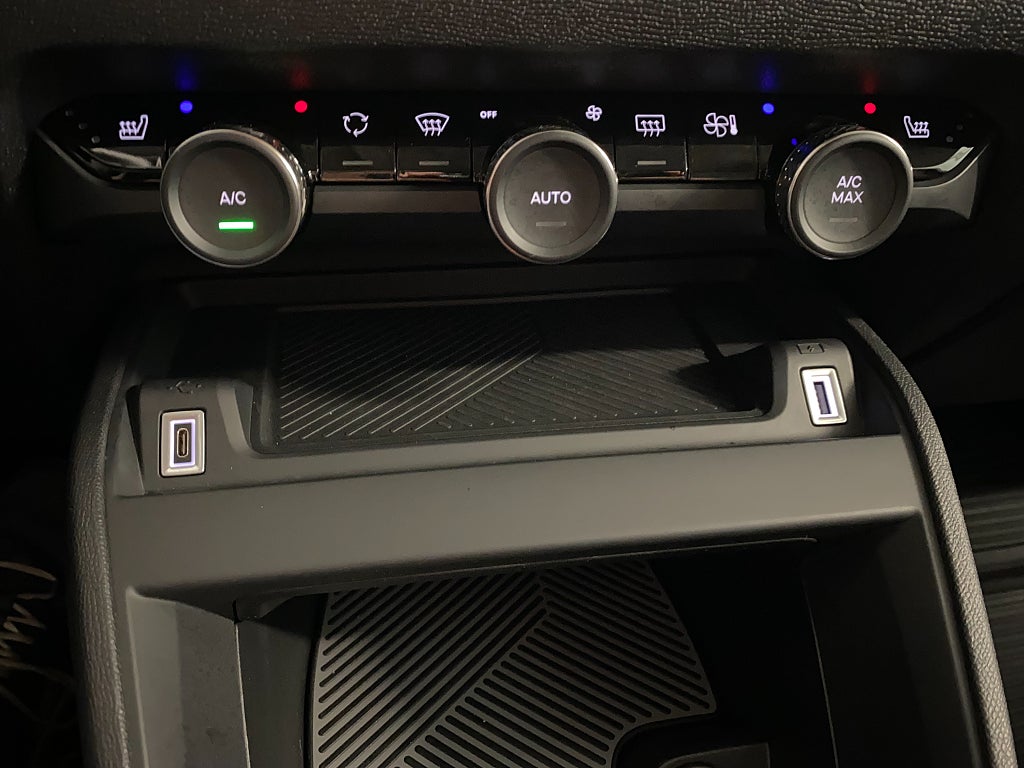 Car Image car-67338-6837925eb6111a236b605855fc72404a
