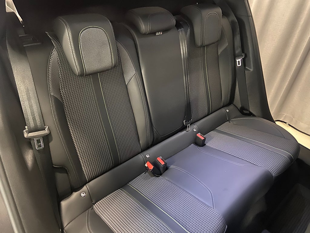Car Image car-67405-a08d55f5fd4e1d1e00f5e8bbe7571494