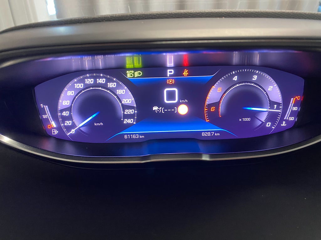 Car Image car-67502-e9f2d78dd58b024f6488b3d94e34b178