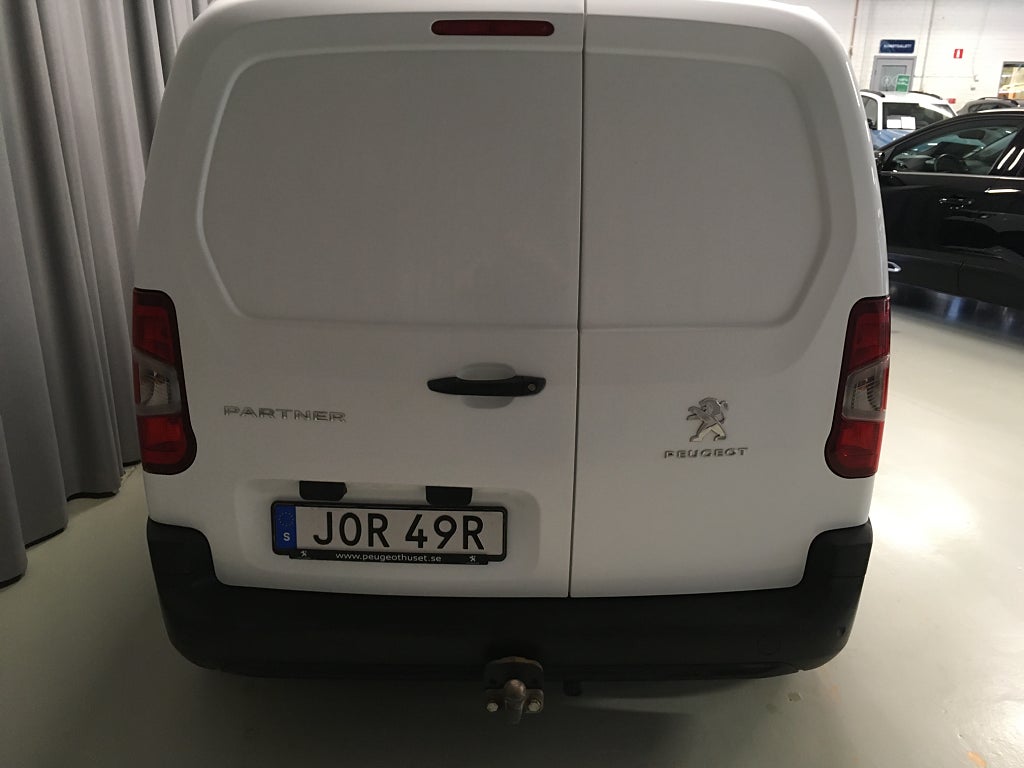 Car Image car-67545-6fee8c823a855b47e3e35c0abfab4bb3