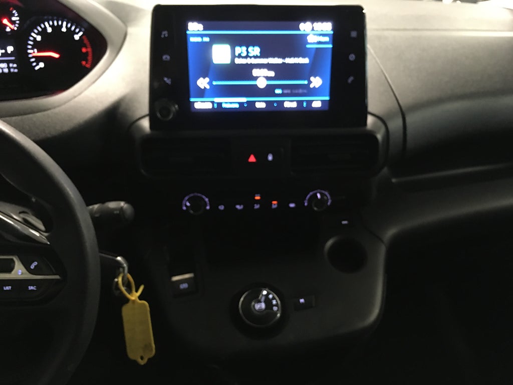 Car Image car-67545-71ed278d1b5464bcd2c8a651a8279383