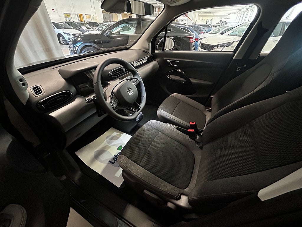 Car Image car-67668-4c7f56b2372410437ef7a510183d4dc9