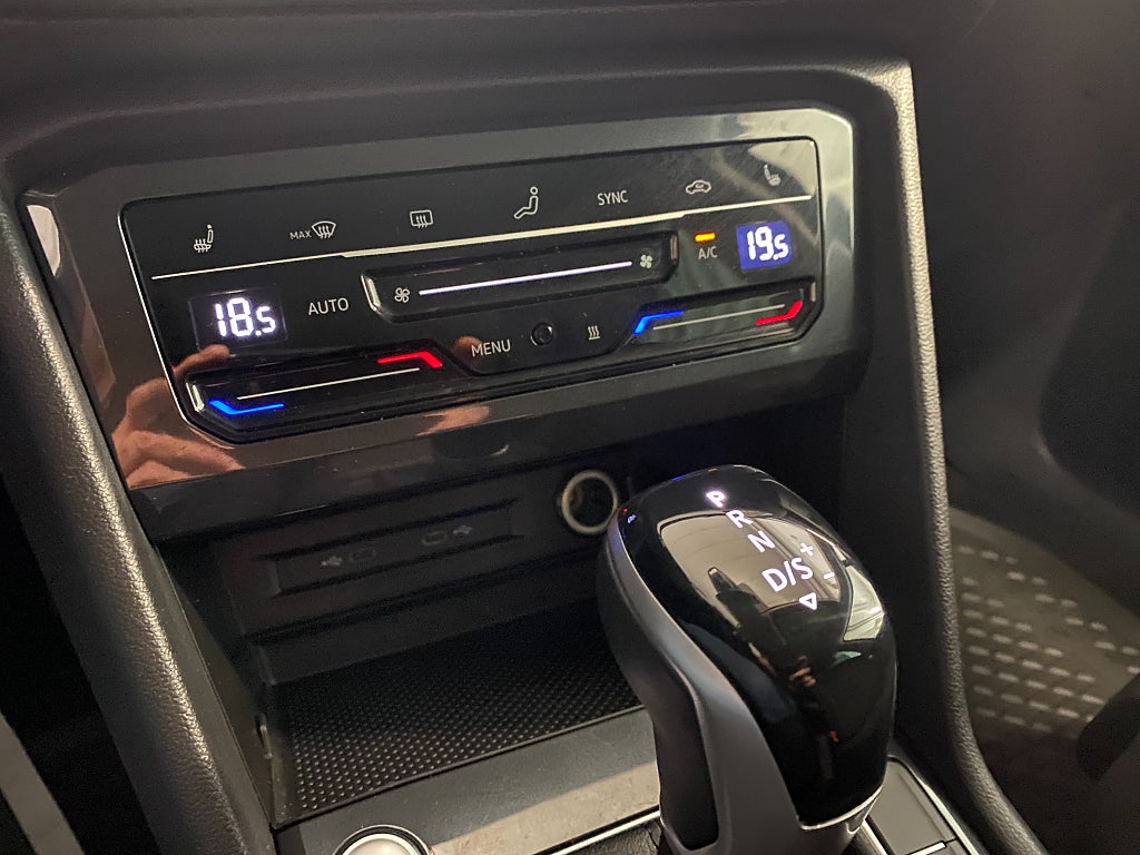 Car Image car-67682-0f980b59a9ca65ca28d8ba7db6702a9c