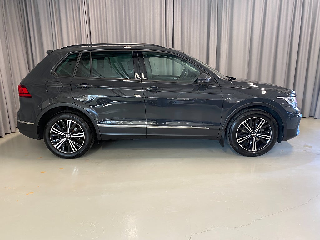 Car Image car-67682-423c0adfb9f02445a796df5f9f8a148a