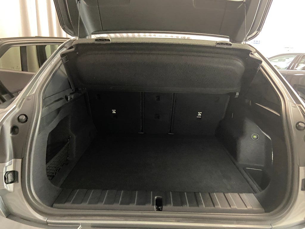 Car Image car-67729-7670db3e2b6ba445f1bc0cfedb3b7134