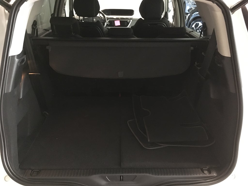 Car Image car-67784-062d137006e5516f59e0731997da4c21