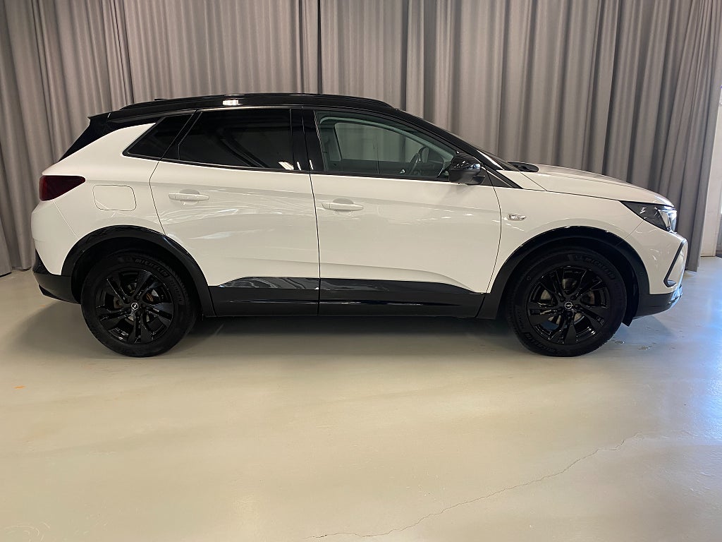 Car Image car-67910-2ac8358a8281dbf0329d9b278e659707