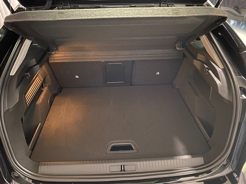 Car Image car-67938-ba42d91379be112812b180f291d7cb45