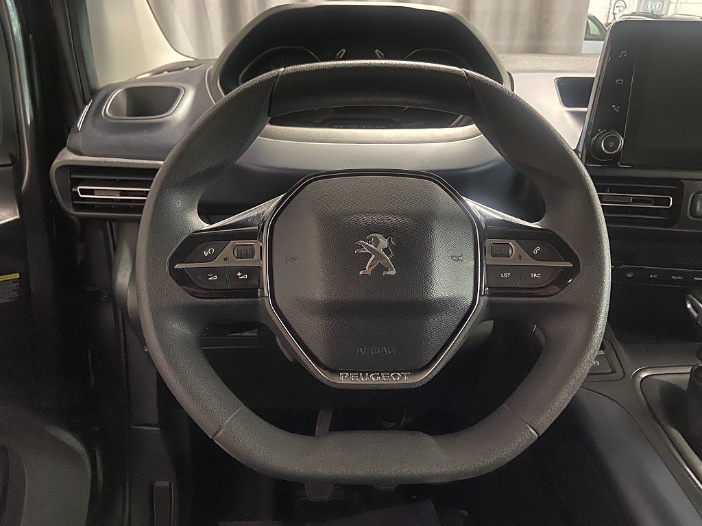 Car Image car-67996-cff2ac2e7c4ac6cb56e9f2b6dde7c1de