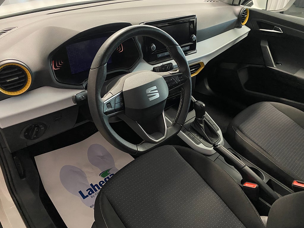 Car Image car-68019-c3a21657ee04b2a683e00cad3358aa62