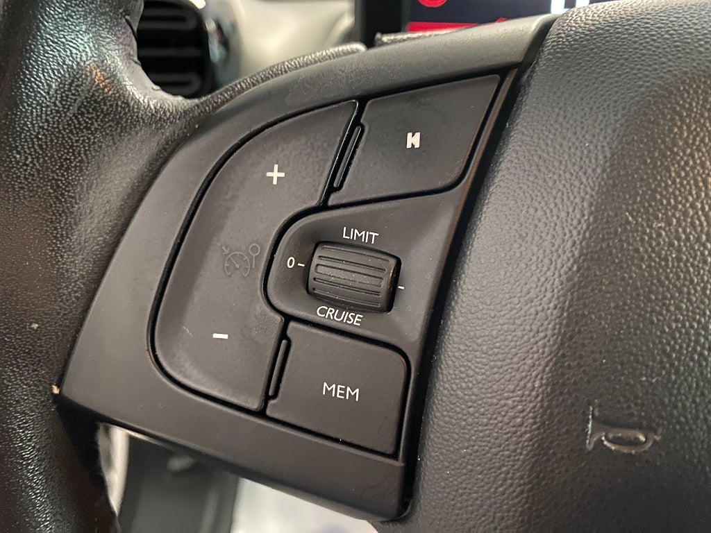 Car Image car-68063-5abf4ea6e286d98f9c6d684e0ce4ac5f