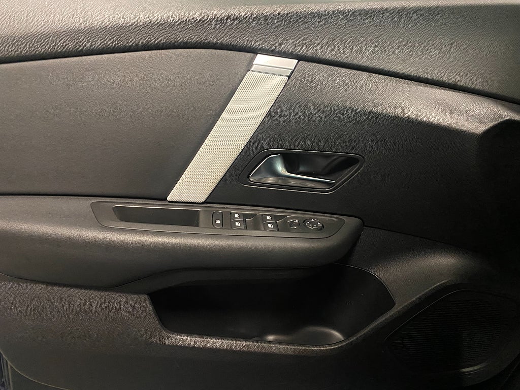 Car Image car-68517-d83d60eaf7eb817f6881a92305ca145e