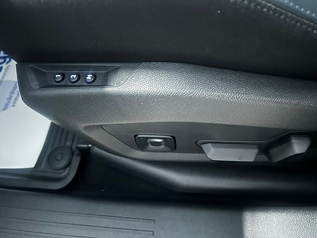 Car Image car-68655-c4ce385ab7d366d9d39a4b3b0520d038