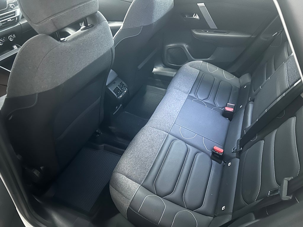 Car Image car-68772-24156ee0caca05819af785dfe0c1927e