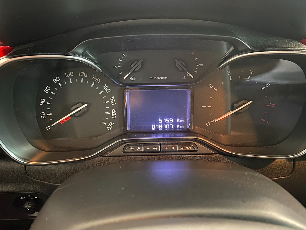 Car Image car-68808-5fd6946f9dffcd5e4238b03d1e8734ae