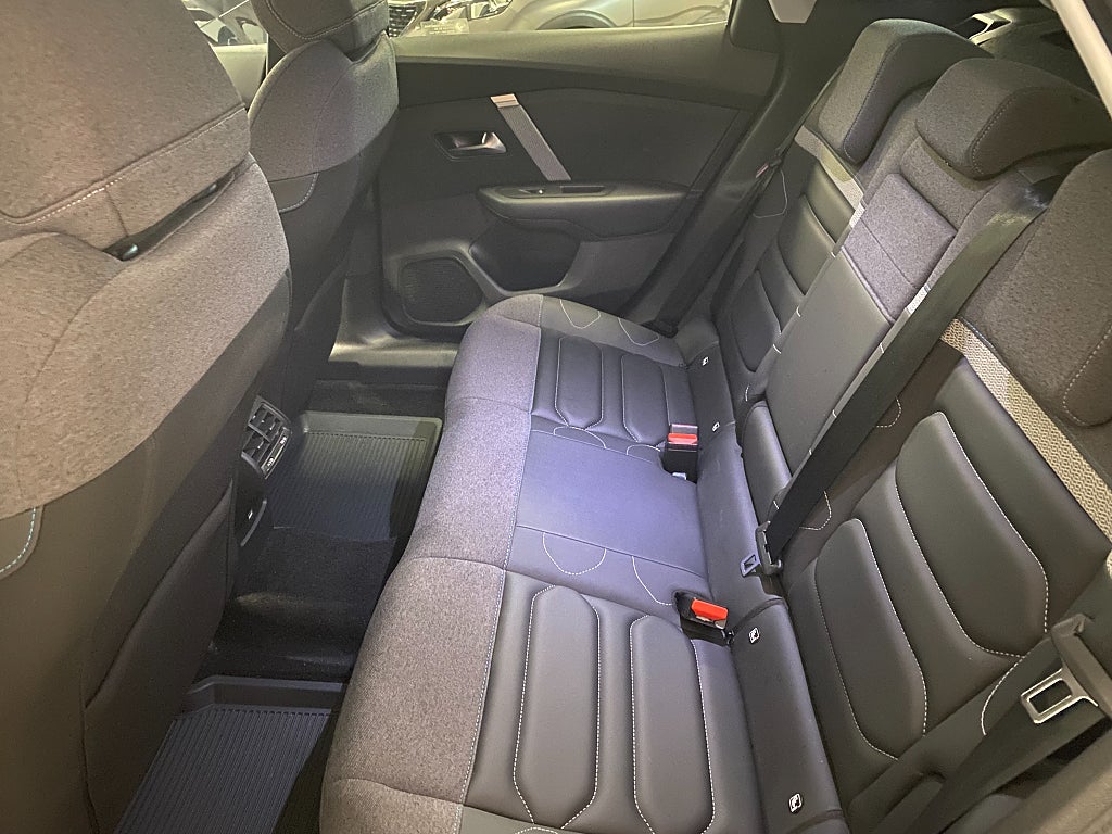 Car Image car-68985-4ef7e1ad68a71b2f11fccf5c90564558