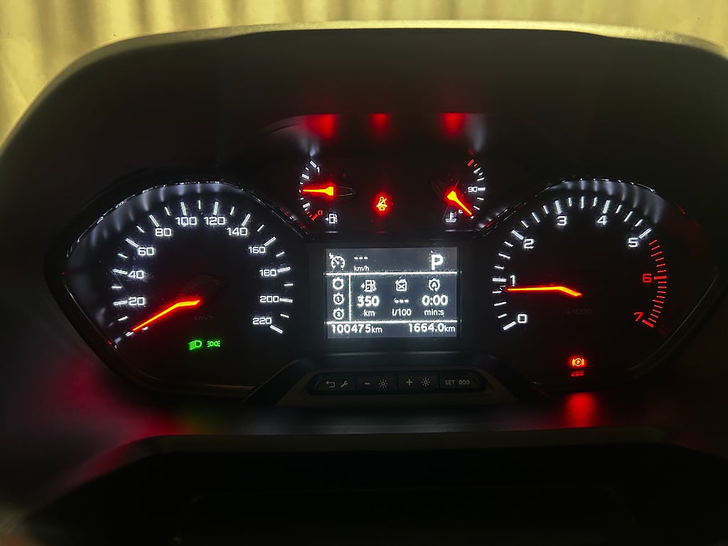 Car Image car-69011-32ce926c8f3a0d8e10749fe661b3c454